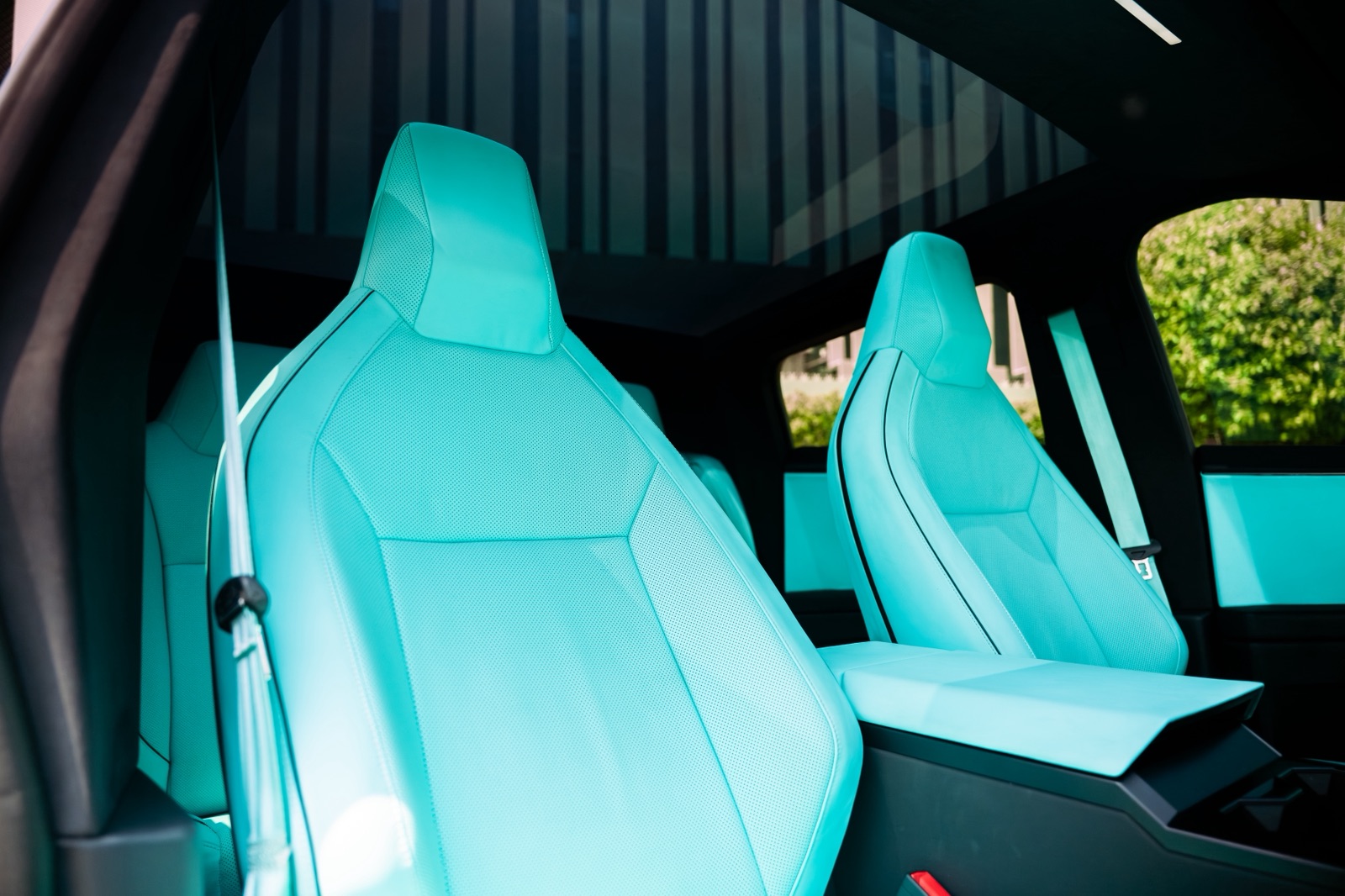 Tesla Cybertruck 2024 photo 7