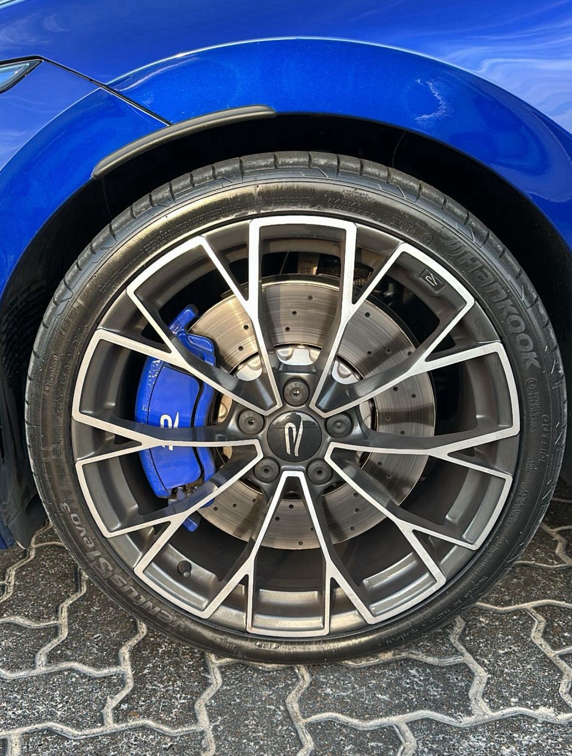 Volkswagen Golf 8 (8.5 R) 2025 photo 3