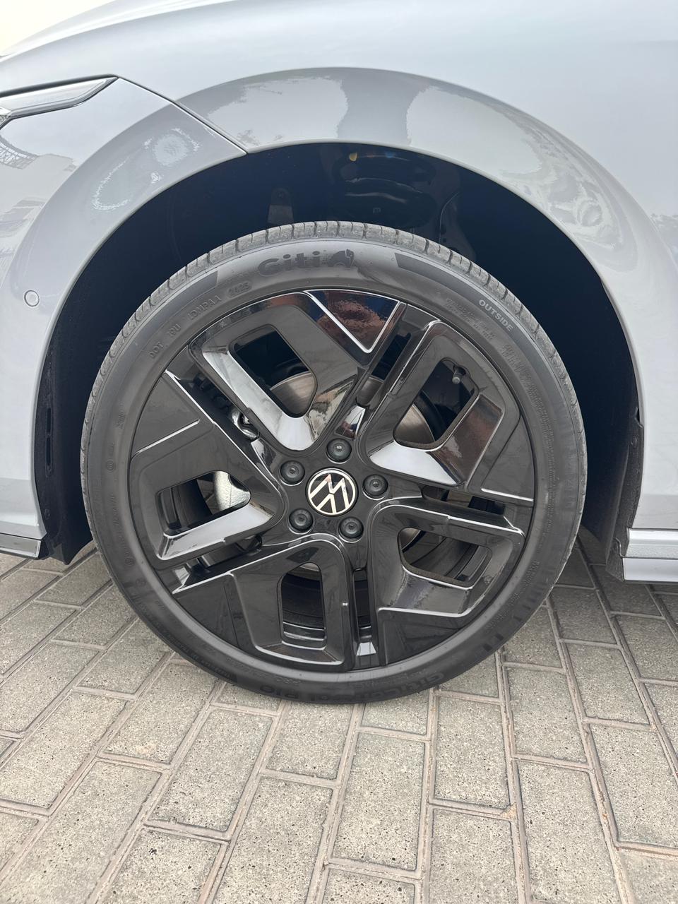 Volkswagen Golf 8 R LINE 2025 photo 6