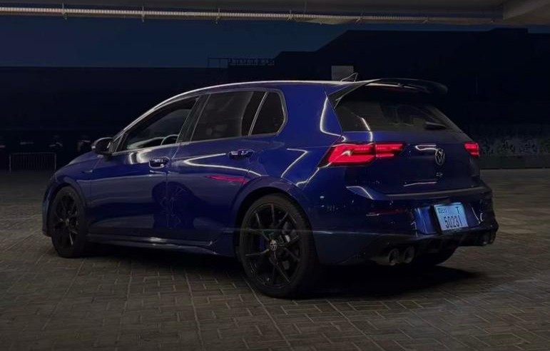 Volkswagen Golf 8 R 2024 photo 3